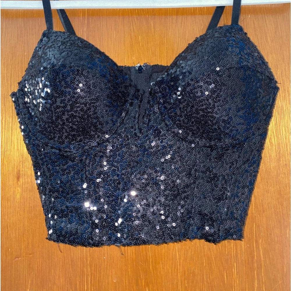 Sparkly Black Windsor top!